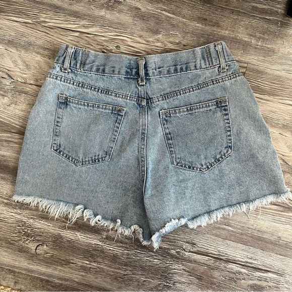 Love Tree High-Waist Denim Shorts - Picture 3 of 5
